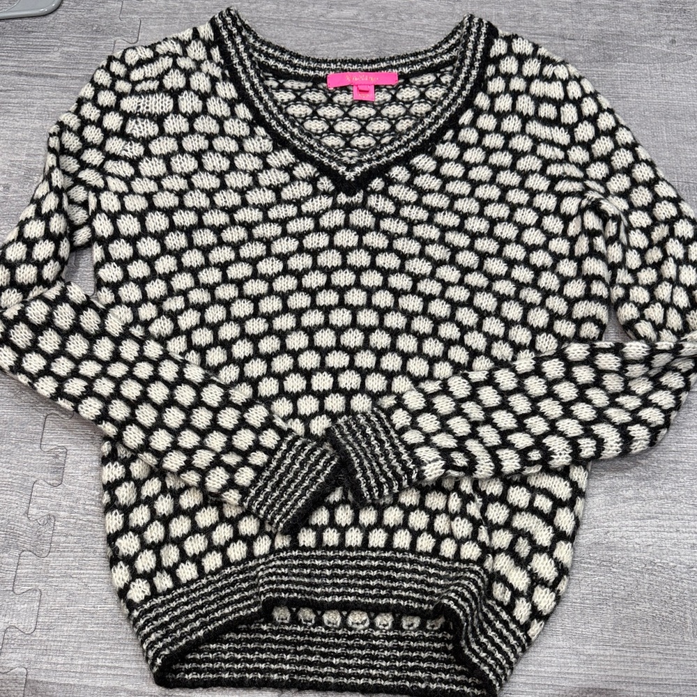 Lilly Pulitzer Black and White V-Neck Sweater